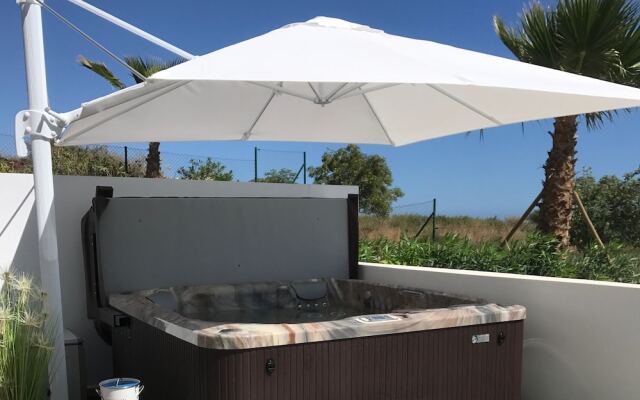 Luxury apartment near Estepona at Finca de Cortesin golf resort