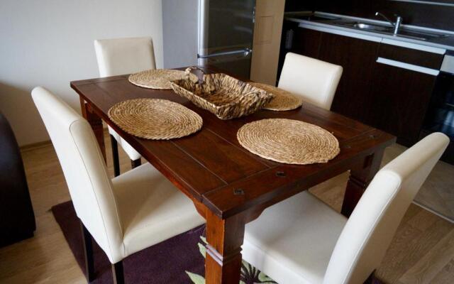 Super Centre Apartment - 3 min from the beach