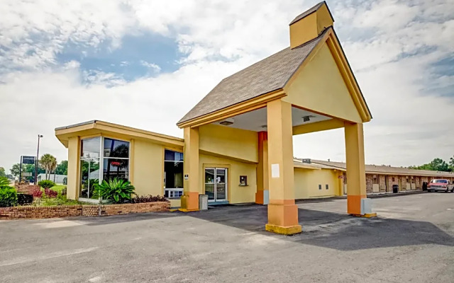 OYO Hotel Lake Charles LA I-10