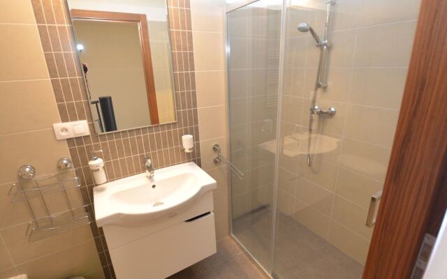 Lovely Apartment With Sauna, Pool,ski Boot Heaters,whirlpool