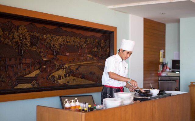 Siam Triangle Hotel