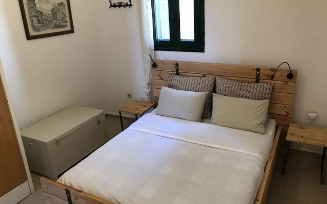 Temenia House