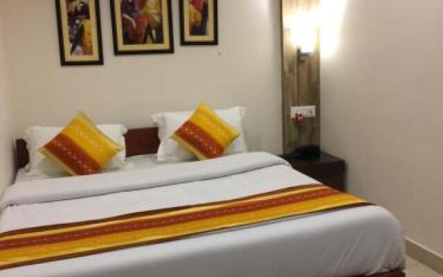 Breeze Hotel