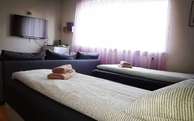 Akureyri Central Rooms