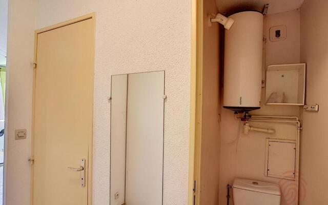 Appartement Lamalou-les-Bains, 1 pièce, 2 personnes - FR-1-451-102