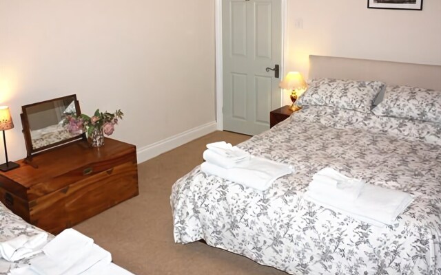 Mulberry Cottage B&B