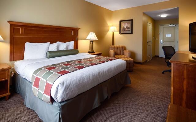 Best Western Plus University Park Inn & Suites