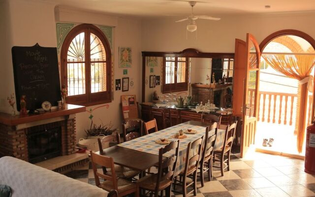Hostel Villa Cabreros