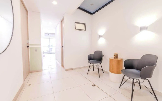 Panoramic 3 BR w/ Balcony in Laureles Medellín