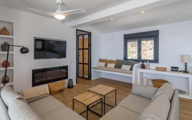 Casa What a Life Sayalonga by Ruralidays