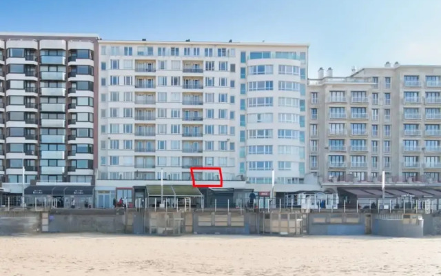 Charming Apartment Near the Beach