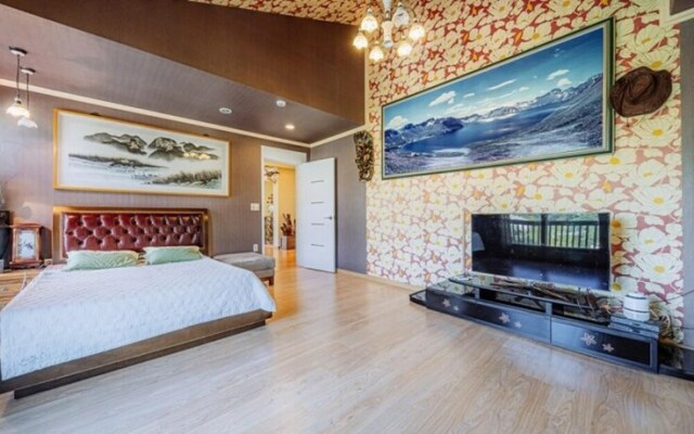 Gapyeong Haetrak Pool Villa Pension