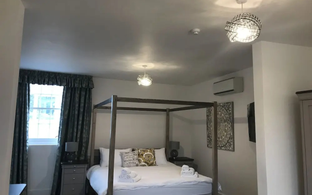 Unique Luxury Escapes