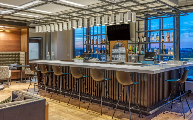 Cambria Hotel Washington D.C. Navy Yard Riverfront