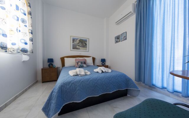 Jiannis House