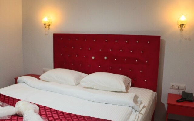 Grand Beyaz Saray Hotel