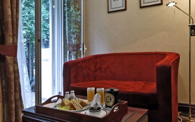 Rochester Hotel by Blue Orchid