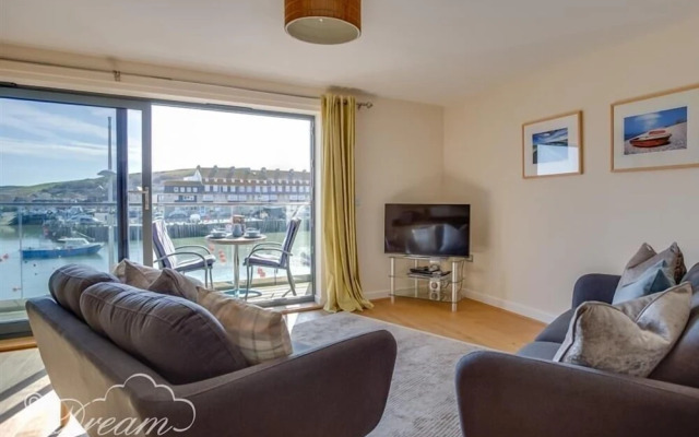 Harbour View Apartment