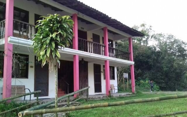 Hotel & Cabañas amara Café