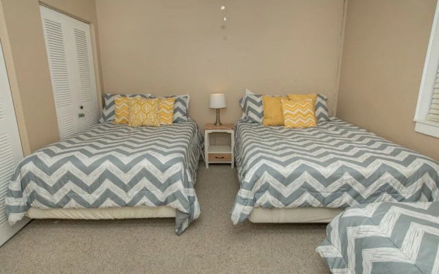 Dolphin Point 202A - 2 Br Condo