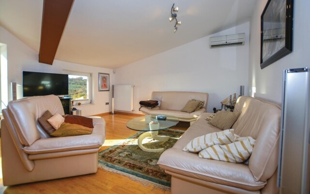 Awesome Home in Izola With Wifi and 3 Bedrooms