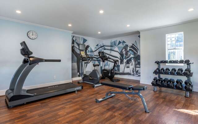 Best Western Plus Executive Suites