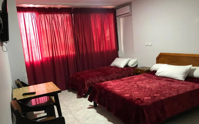 Raiss Hotel