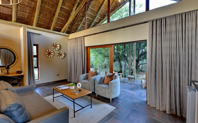 Black Rhino Game Lodge