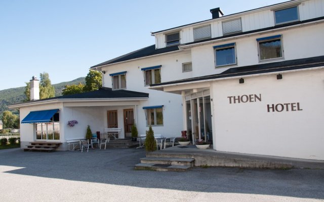 Thoen Hotel