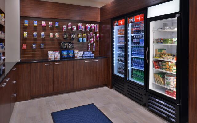 Holiday Inn Express & Suites Dearborn SW - Detroit Area by IHG