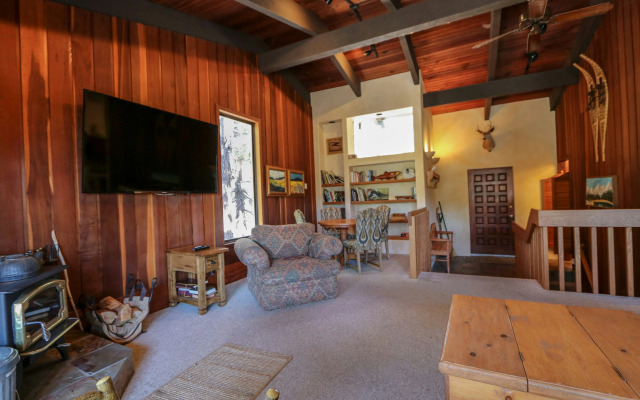 Mammoth West #143 Condo