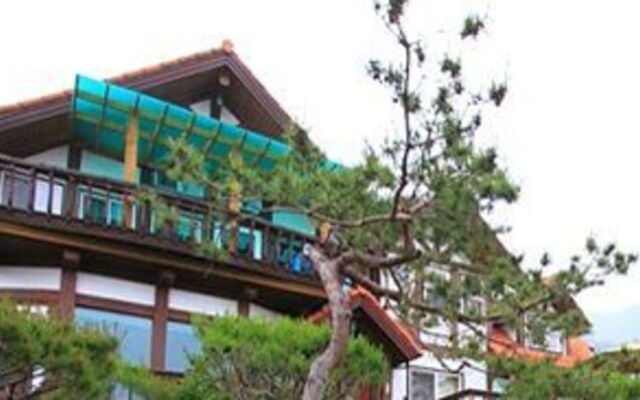 Yangpyeong Jungmisan Scenery Pension