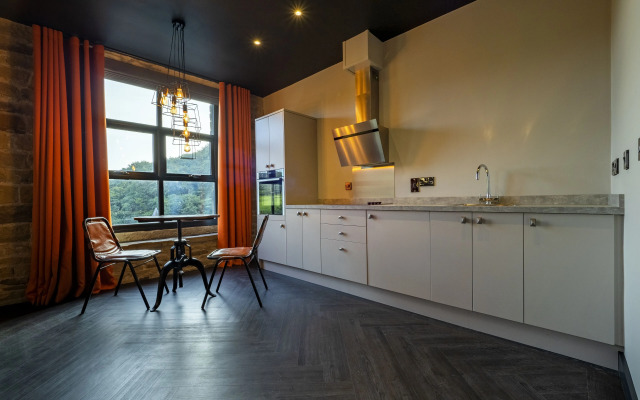 Bowers Mill Aparthotel