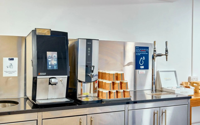 Holiday Inn Express London - Stratford by IHG