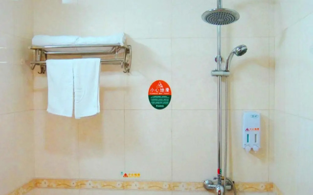 GreenTree Inn TianJin JinNan ShuangLin Metro Station Express Hotel