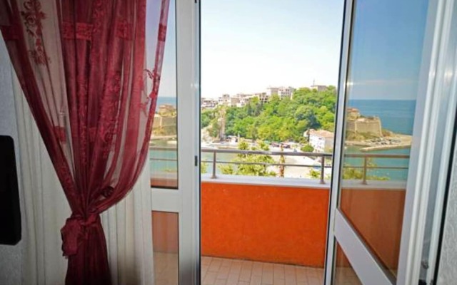 Apartment with 2 Bedrooms in Ulcinj, with Wonderful Sea View, Furnished Balcony And Wifi - 100 M From the Beach