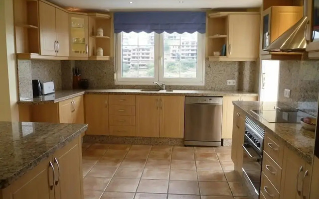 Great Villa - Heated Pool & Sauna