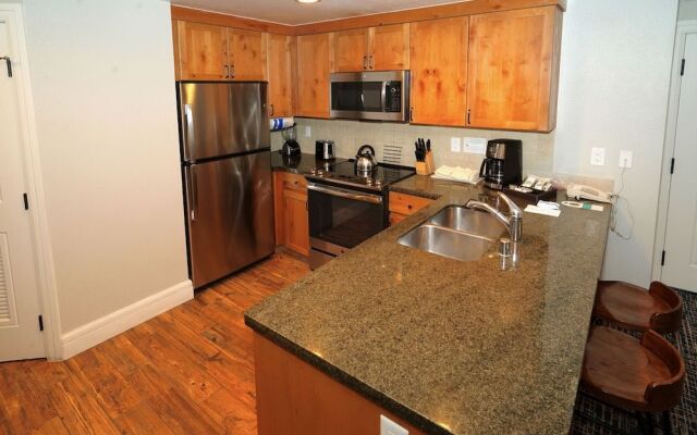 Heavenly Village Condos - Timber Lodge