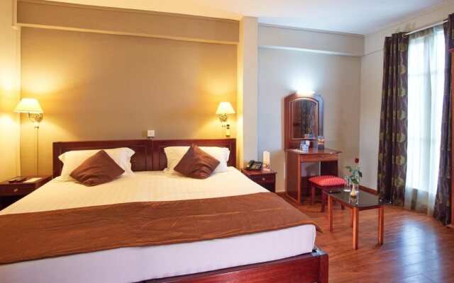 Gold Nest Business Hotel