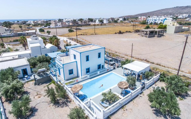 Studios Apartments Kapetanios