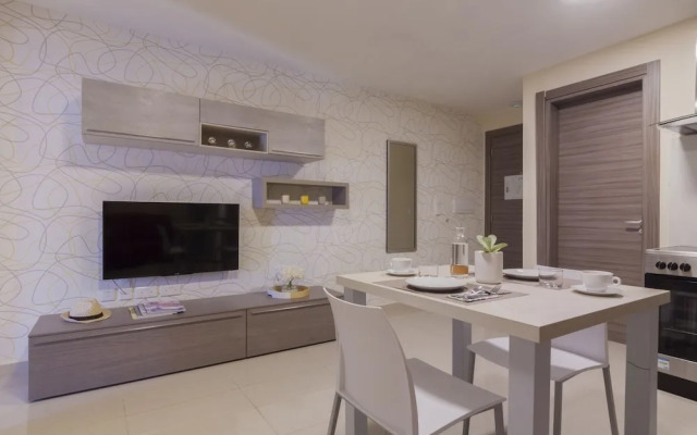 Blubay Apartments by ST Hotel