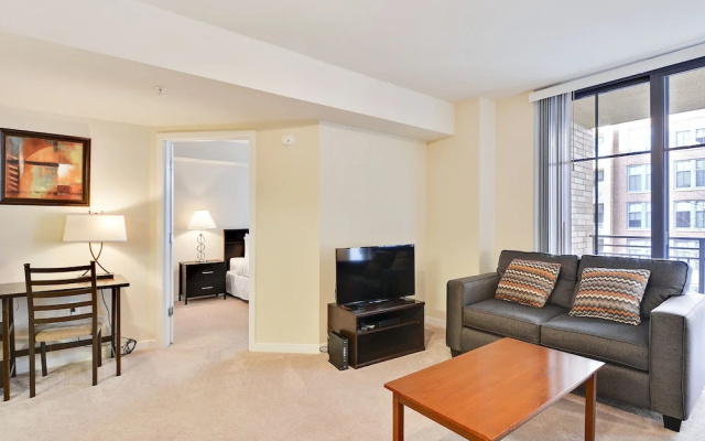 The Gramercy at Metropolitan Park