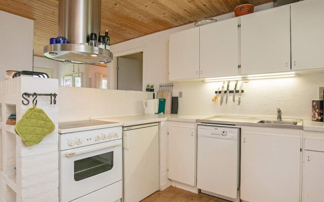 6 Person Holiday Home in Brovst