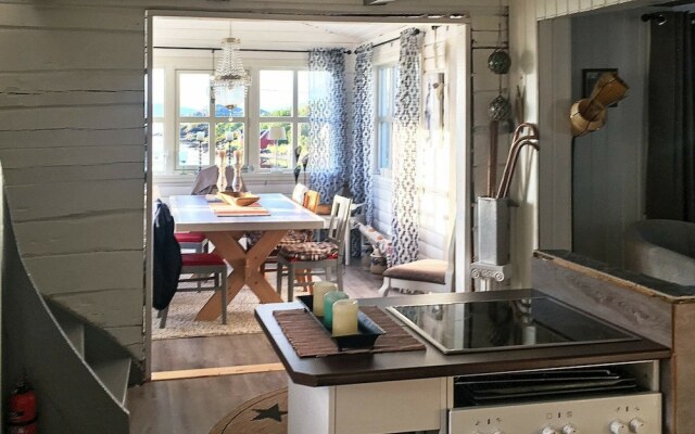 4 Star Holiday Home in Bjarkøy