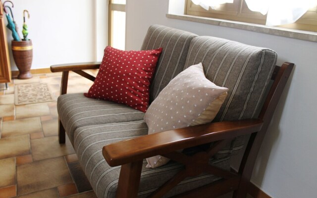 Amalfi Coast Incoming