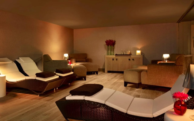 Chelsea Harbour Retreat