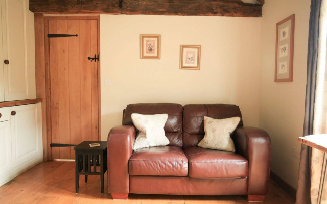 Manor Farm-MK