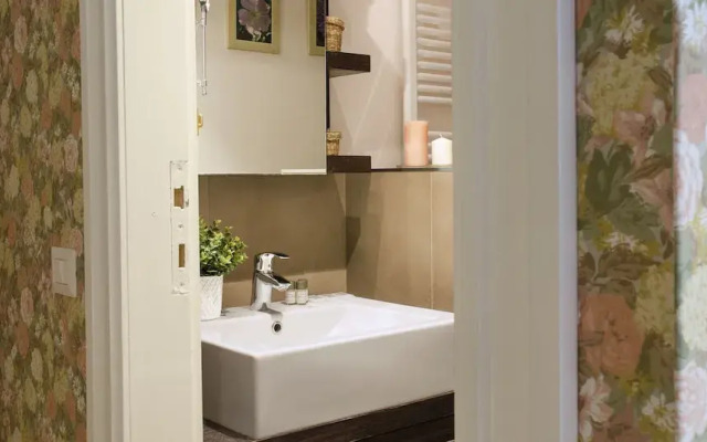 JOIVY Flowers Apartment 25