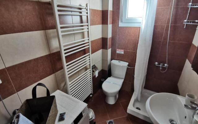 Iris Deluxe Suites 1