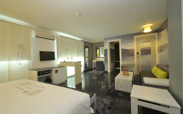 Le Trianon Luxury Hotel & Spa